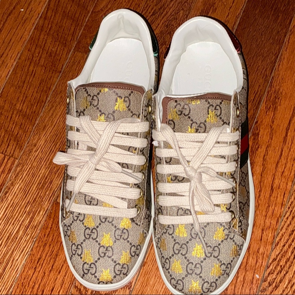 Gucci Beige GG Canvas Sneakers with Gold Bee Detail